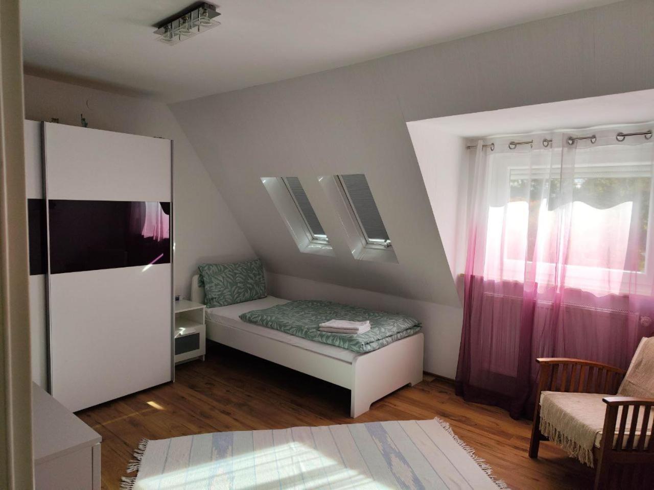 Schickes 110Qm Ferienhaus In Naehe Vw, Messe,Dez Und Orangerie Кассель Экстерьер фото